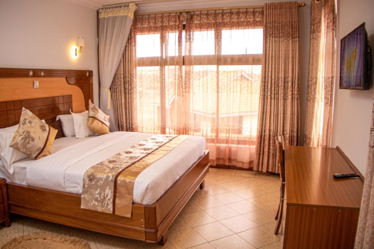 Grand Winston Hotel Nakuru Exterior foto